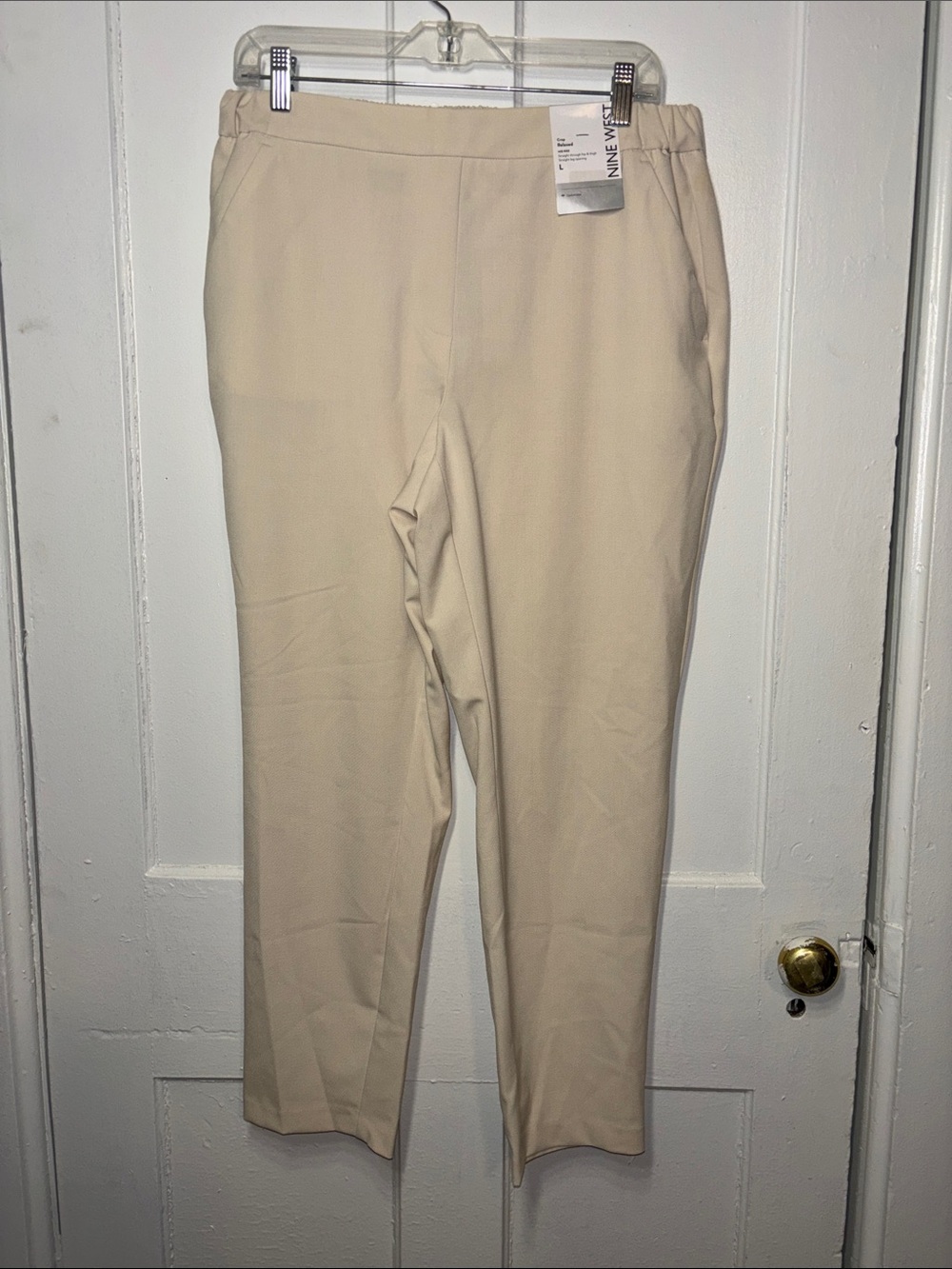 Nine West women’s mid rise relaxed crop straight leg size large